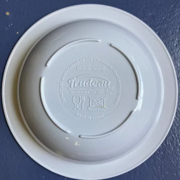 Hello Kitty Melamine Plate & Bowl Set, Vintage 2001 - Picture 4 of 9